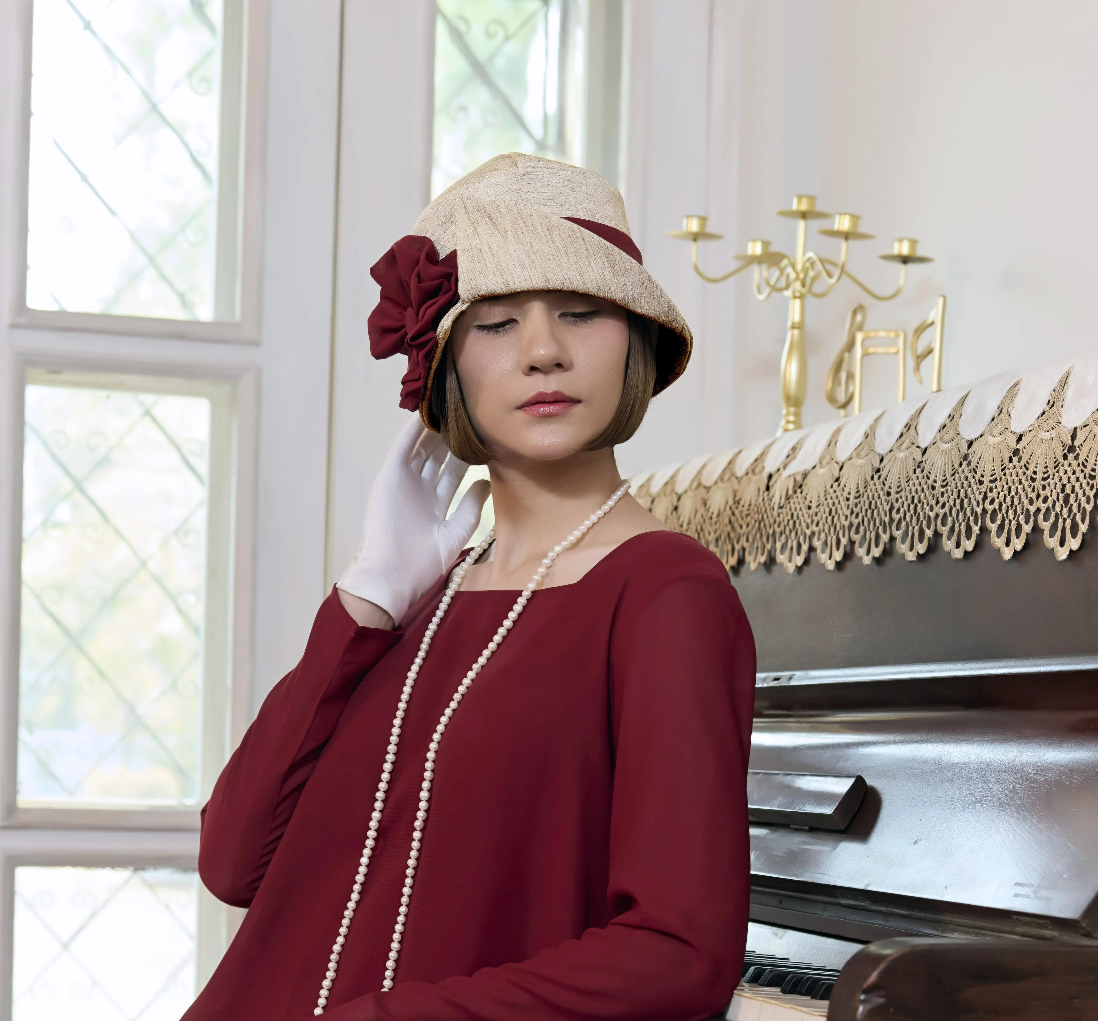 1920s high tea hat with maroon red details