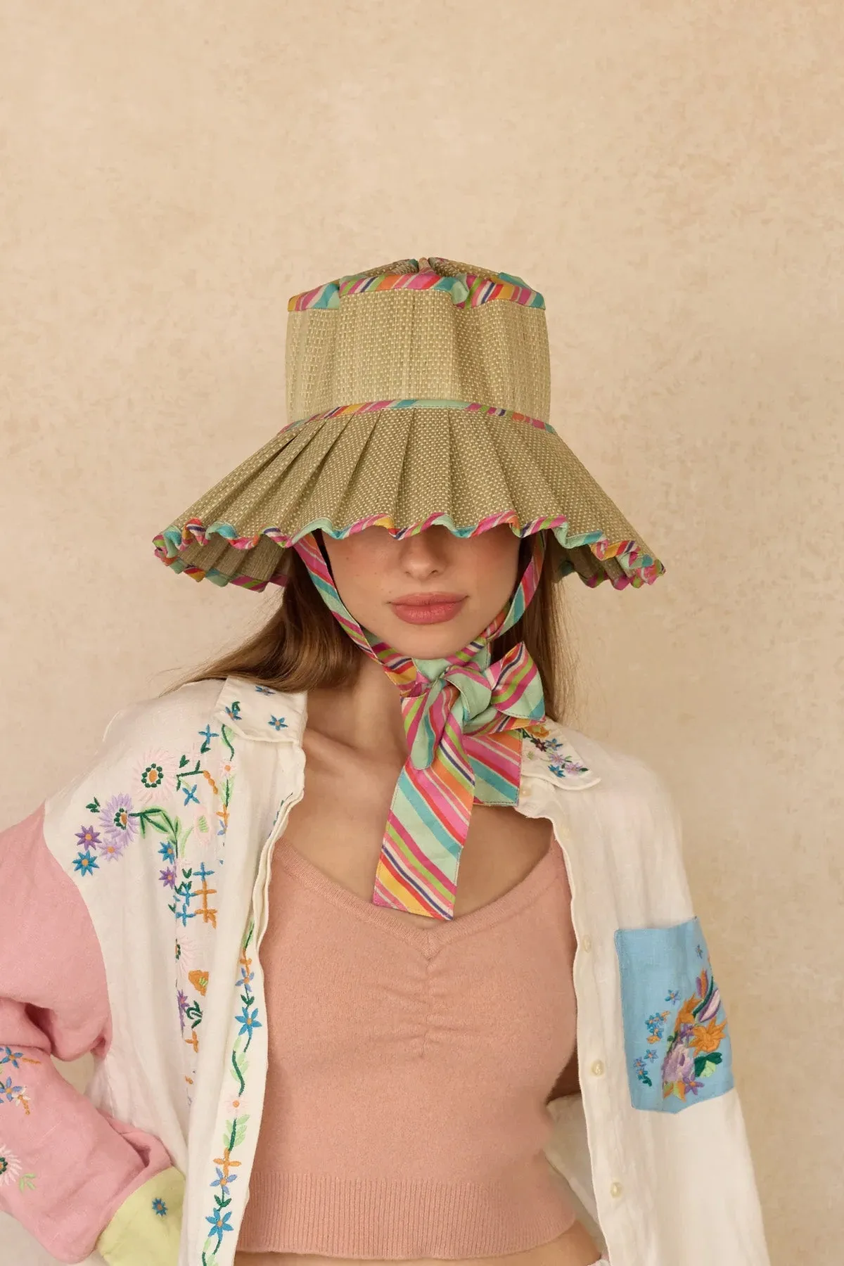 Lorna Murray x Kathy Hilton Ladies Luxe Maxi Ravello Hat Pool Float